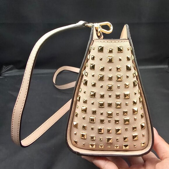 Michael Kors Selma Stud Medium Messenger Crossbody Ballet Pink - Picture 4 of 10